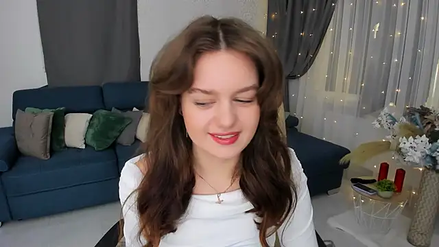 MiracleCurly online show from March 2025 01:15:02 PM