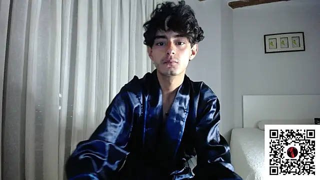 Snapshot of MagnoZaniah chatting on November 2025 02:35:01 PM MagnoZaniah online show from November 2025 02:35:01 PM