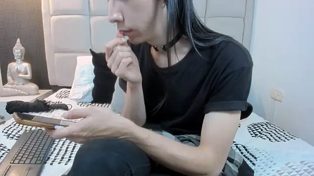 Snapshot of Hecatee_77 chatting on March 2025 07:48:02 PM Hecatee 77 online show from March 2025 07:48:02 PM