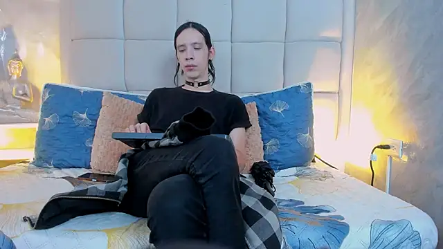 Snapshot of Hecatee_77 chatting on October 2025 07:55:01 PM Hecatee 77 online show from October 2025 07:55:01 PM