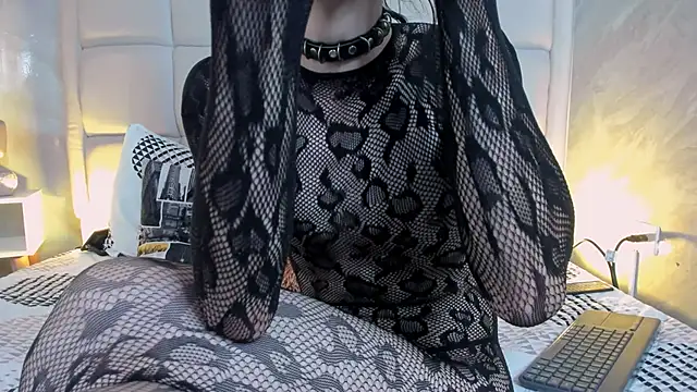 Hecatee 77 online show from December 2025 07:53:01 PM