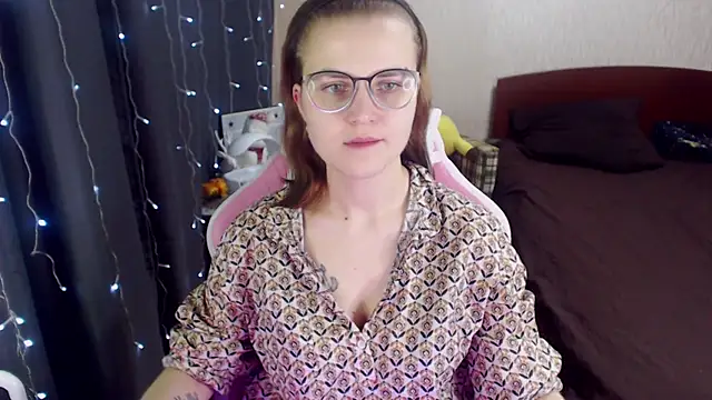 MissBrightShine online show from January 2025 09:57:02 AM