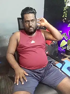 Rayansmith  online show from November 2025 10:41:02 PM