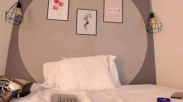 Snapshot of sarita_duque chatting on February 2026 12:22:02 PM sarita duque online show from February 2026 12:22:02 PM