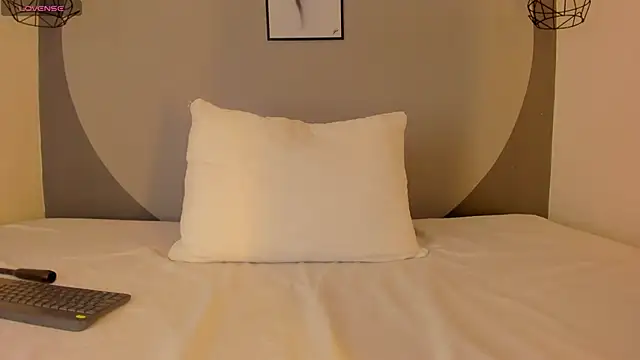 Snapshot of sarita_duque chatting on March 2026 12:16:02 PM sarita duque online show from March 2026 12:16:02 PM