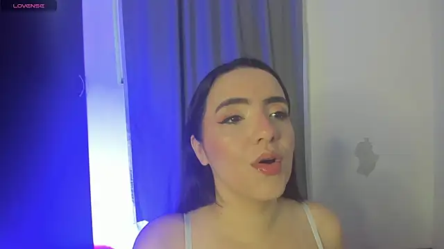 Snapshot of rouse_lili chatting on April 2026 11:25:02 AM rouse lili online show from April 2026 11:25:02 AM