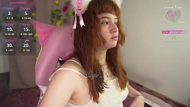 Snapshot of molly_russell chatting on October 2025 07:57:02 PM molly russell online show from October 2025 07:57:02 PM