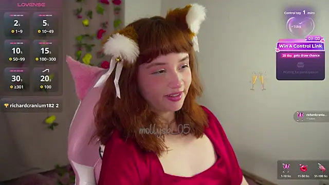 Snapshot of molly_russell chatting on December 2025 12:04:01 AM molly russell online show from December 2025 12:04:01 AM