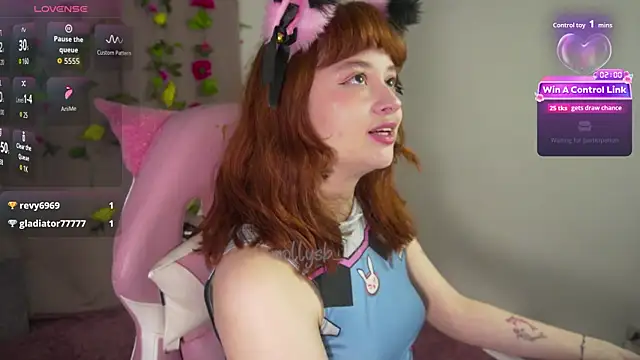 Snapshot of molly_russell chatting on January 2026 10:23:01 PM molly russell online show from January 2026 10:23:01 PM