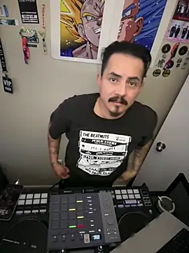 PeterGrandee online show from May 2026 08:39:01 PM