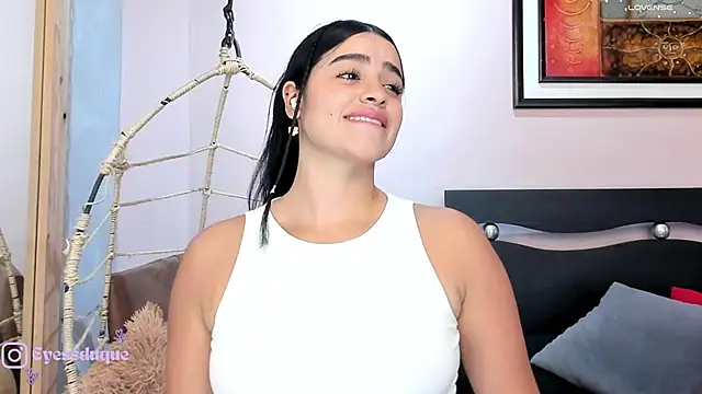 Snapshot of Paula_Desousa chatting on March 2026 07:29:01 PM Paula Desousa online show from March 2026 07:29:01 PM