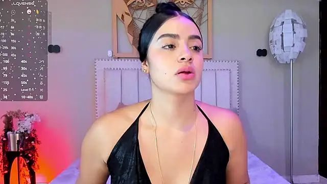 Snapshot of Paula_Desousa chatting on March 2026 08:03:02 PM Paula Desousa online show from March 2026 08:03:02 PM