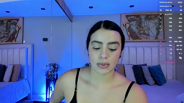 Paula Desousa online show from May 2026 05:42:01 PM