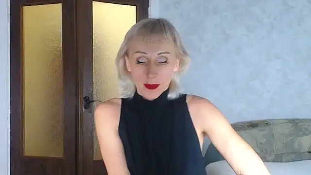 Snapshot of Kissiya-Allisya chatting on April 2026 11:10:02 PM Kissiya-Allisya online show from April 2026 11:10:02 PM