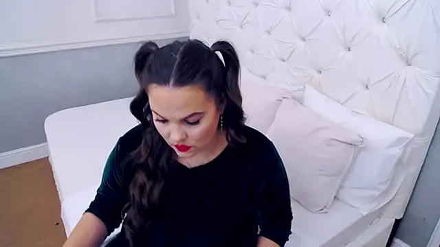 Snapshot of RavishingJenna chatting on February 2026 08:03:02 PM RavishingJenna online show from February 2026 08:03:02 PM