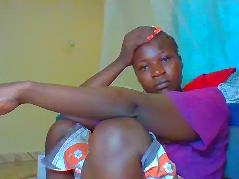 Snapshot of prettychic5 chatting on May 2026 06:11:01 AM prettychic5 online show from May 2026 06:11:01 AM
