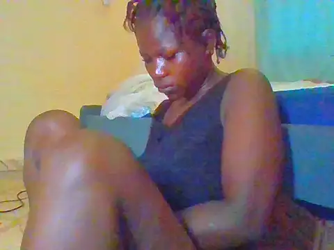 Snapshot of prettychic5 chatting on May 2026 05:47:01 AM prettychic5 online show from May 2026 05:47:01 AM