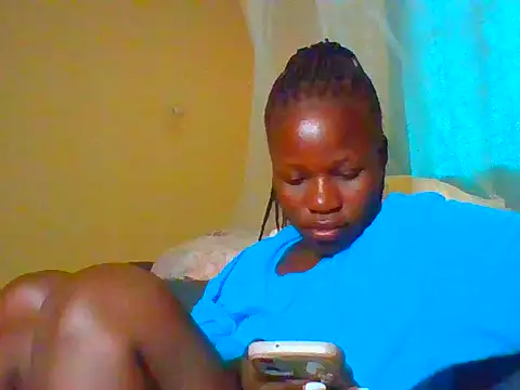 Snapshot of prettychic5 chatting on May 2026 06:10:02 AM prettychic5 online show from May 2026 06:10:02 AM