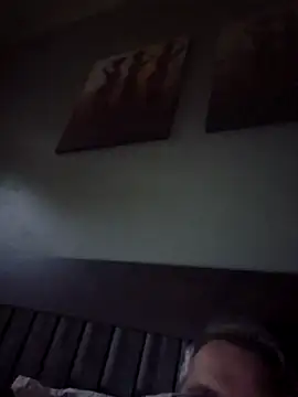 adriaan1975 online show from November 2025 09:33:01 AM