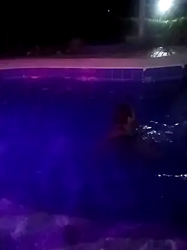 Snapshot of DULCE_ZOE chatting on September 2025 03:00:02 AM DULCE ZOE online show from September 2025 03:00:02 AM