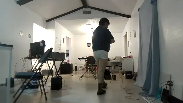 Peachestabby147 online show from February 2026 05:39:02 AM