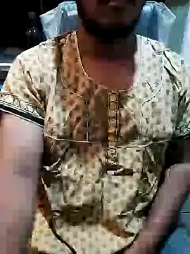 Snapshot of mrshine chatting on October 2025 04:47:01 PM mrshine online show from October 2025 04:47:01 PM