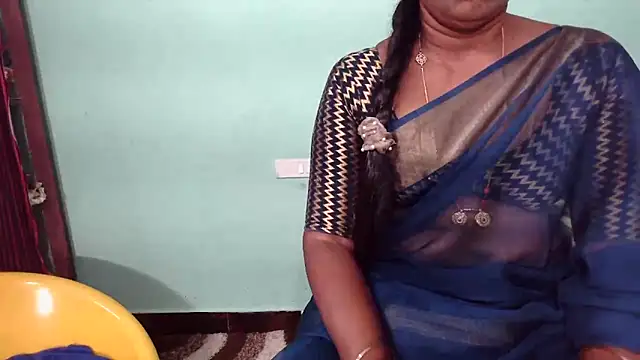 Snapshot of shrutitelugu69 chatting on December 2025 10:11:02 AM shrutitelugu69 online show from December 2025 10:11:02 AM