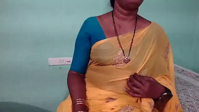 Snapshot of shrutitelugu69 chatting on January 2026 05:21:02 AM shrutitelugu69 online show from January 2026 05:21:02 AM