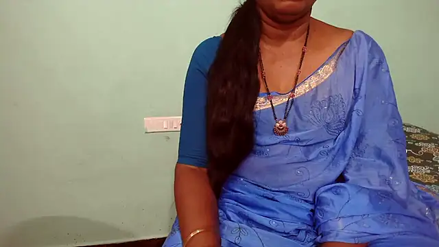 Snapshot of shrutitelugu69 chatting on February 2026 06:17:01 AM shrutitelugu69 online show from February 2026 06:17:01 AM