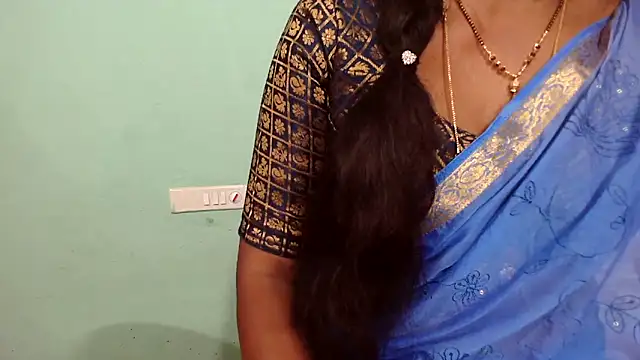 Snapshot of shrutitelugu69 chatting on March 2026 01:18:01 PM shrutitelugu69 online show from March 2026 01:18:01 PM