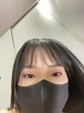 Asia-Lynn online show from November 2025 11:22:01 AM