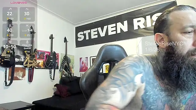 Snapshot of StevenRiseNYC chatting on January 2026 01:19:01 AM StevenRiseNYC online show from January 2026 01:19:01 AM