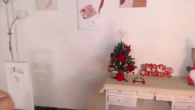  Kim  M online show from January 2025 03:02:01 PM