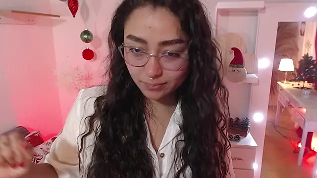 Snapshot of _Kim__M chatting on December 2025 01:49:02 PM Kim M online show from December 2025 01:49:02 PM