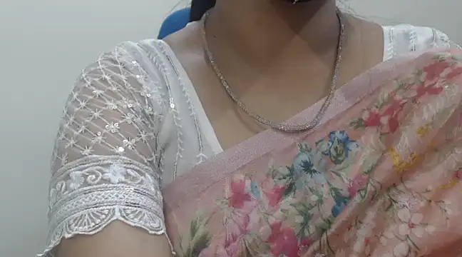 Lovely Siri 23 online show from February 2025 02:12:01 AM