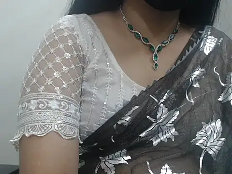 Lovely Siri 23 online show from May 2026 01:05:01 PM