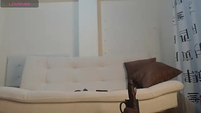 ammarahot7777 online show from November 2025 12:10:02 AM