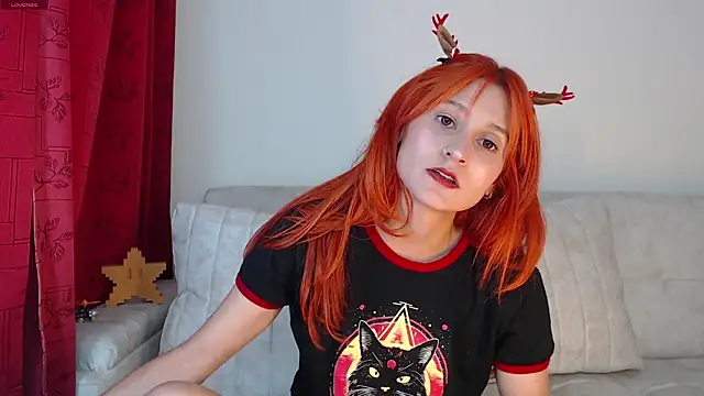 Snapshot of skinny_Raven chatting on December 2024 10:20:01 PM skinny Raven online show from December 2024 10:20:01 PM