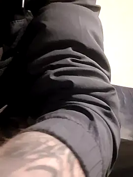 Snapshot of PIercingBoy38 chatting on February 2025 01:14:02 AM PIercingBoy38 online show from February 2025 01:14:02 AM