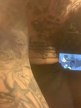 Snapshot of PIercingBoy38 chatting on February 2025 01:26:01 AM PIercingBoy38 online show from February 2025 01:26:01 AM