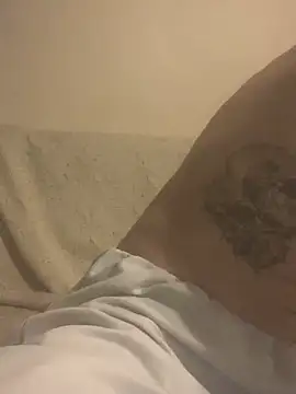 Snapshot of PIercingBoy38 chatting on March 2025 11:00:02 PM PIercingBoy38 online show from March 2025 11:00:02 PM