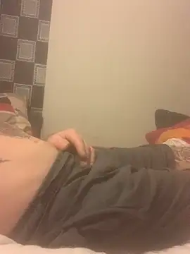 Snapshot of PIercingBoy38 chatting on March 2025 09:29:02 PM PIercingBoy38 online show from March 2025 09:29:02 PM