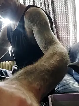 Snapshot of PIercingBoy38 chatting on September 2025 09:58:01 AM PIercingBoy38 online show from September 2025 09:58:01 AM