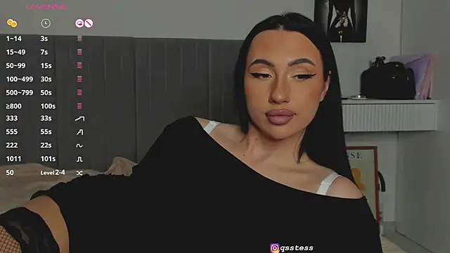 Snapshot of qsstess chatting on December 2024 01:07:02 AM qsstess online show from December 2024 01:07:02 AM