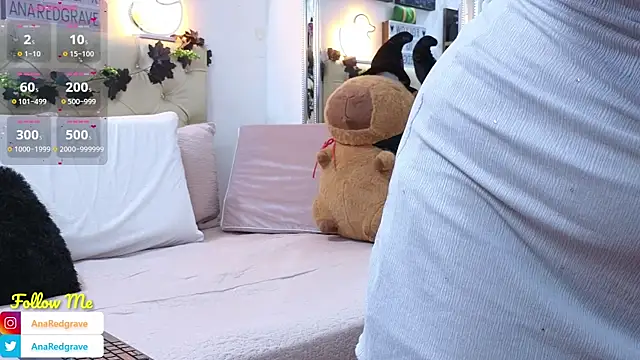 AnnaRedgrave online show from November 2025 05:34:02 PM