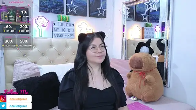 AnnaRedgrave online show from December 2025 02:03:01 PM