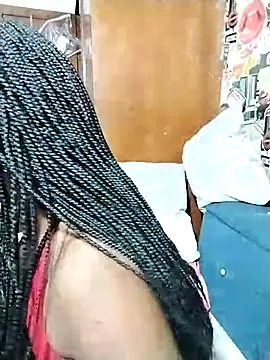 Snapshot of Alissamore3 chatting on February 2025 03:50:01 AM Alissamore3 online show from February 2025 03:50:01 AM