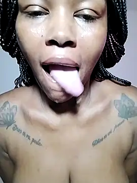 Snapshot of Alissamore3 chatting on March 2025 06:09:01 PM Alissamore3 online show from March 2025 06:09:01 PM