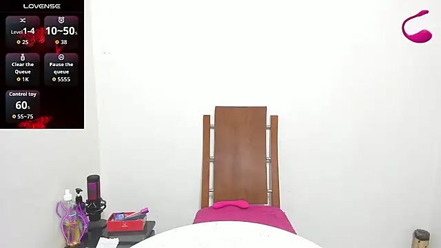 Snapshot of Alissamore3 chatting on September 2025 10:15:02 AM Alissamore3 online show from September 2025 10:15:02 AM