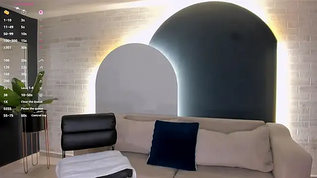 LizzHamilton   online show from March 2026 08:02:01 PM